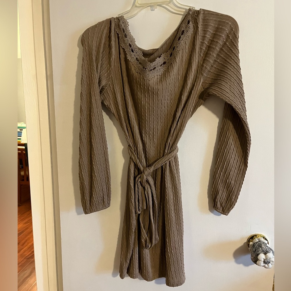 Long sleeve, but lightweight, beige belted dress, NWT Size L